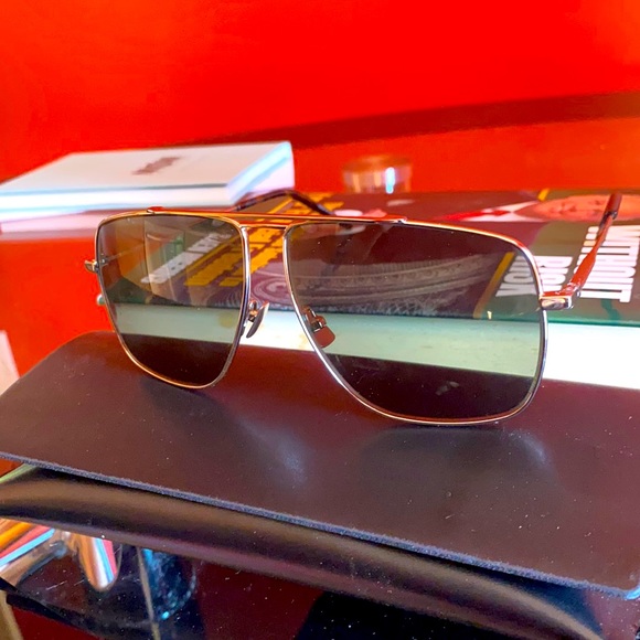 Saint Laurent ysl sun glasses made in Italy - Picture 1 of 4